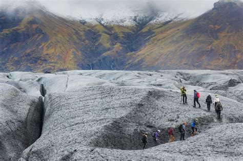 Skaftafell Blue Ice Cave Adventure & Glacier Hike - Kalfafell | Project Expedition