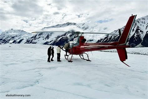 Epic Helicopter Tour with Glacier Landing in Denali with TEMSCO