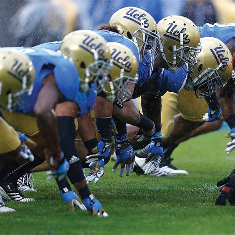 USC vs. UCLA: A Cardinal and Gold Against Blue and Gold Rivalry ...