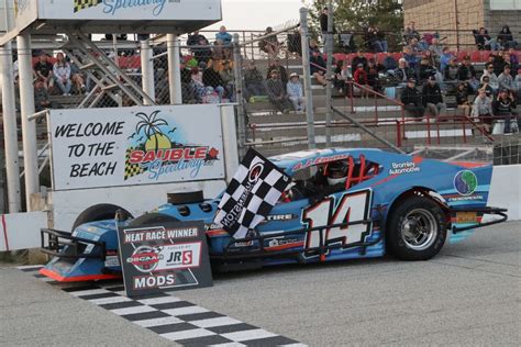 A.J. Emms Scores Heat Victory, Podium Finish at Sauble Speedway – Short Track Musings