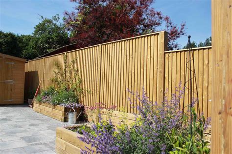 Flat Top Featherboard Fence Panels | Garden fence panels, Fence panels, Jacksons fencing