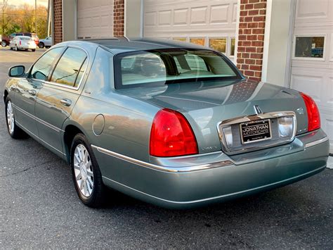 2006 Lincoln Town Car Signature Stock # 640643 for sale near Edgewater Park, NJ | NJ Lincoln Dealer