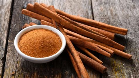 8 Amazing Health Benefits Of Cinnamon | Natural Fat Burning Tea