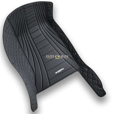 Black and Black 3D Drift – Elite Car Mats