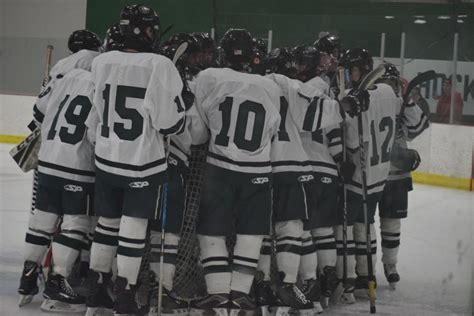 FHC Hockey vs Grand Rapids Christian: November 17th 2017 – The Central Trend