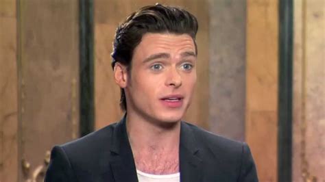 Richard Madden: CINDERELLA - YouTube