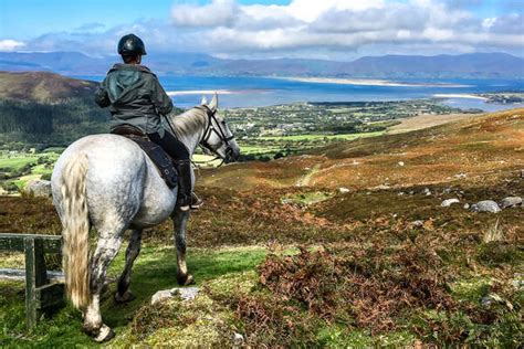 Explore the famous Ring of Kerry trail on horseback | Equus Journeys