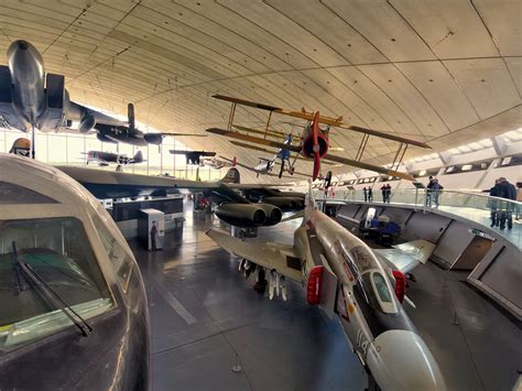 IWM Duxford, The American Air Museum © David Dixon cc-by-sa/2.0 :: Geograph Britain and Ireland