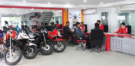 How to Start a Hero Motocorp Dealership in India? Two Wheels – a Glide ...