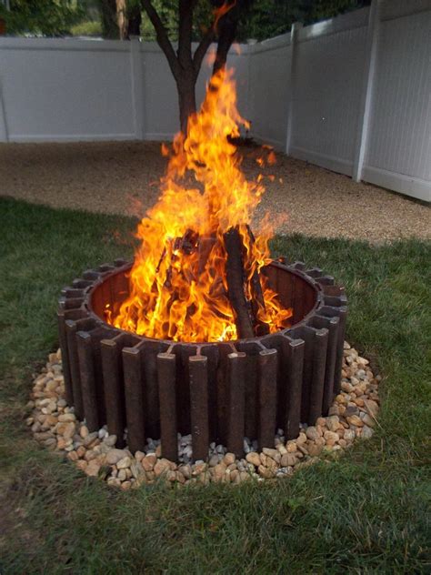 40 Amazing Backyard Fire Pit Ideas - Engineering Discoveries Fire Pit ...