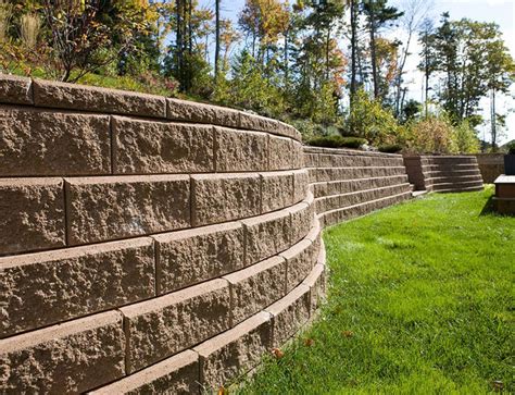 Setting Up Retaining Walls With Belgard - Home Wall Ideas