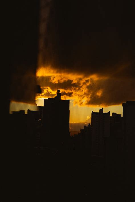 Silhouette of City Buildings during Sunset · Free Stock Photo