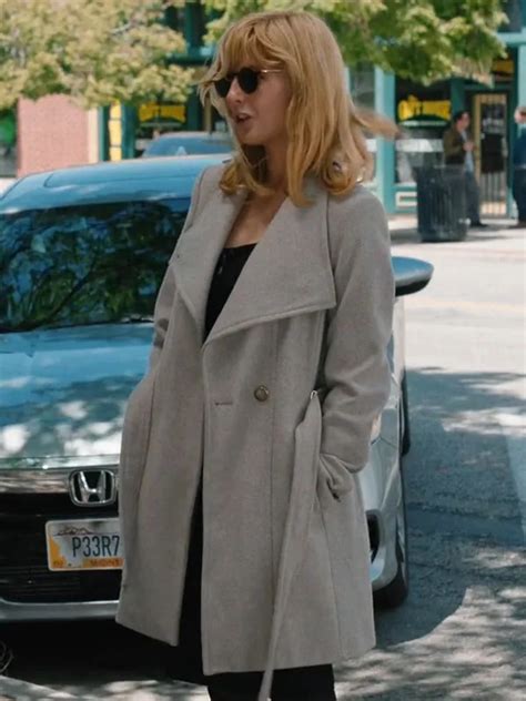 Kelly Reilly Yellowstone TV Series White Wool Coat | Jacket Oria