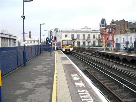 465004 at Brixton 03 - Brixton railway station - Wikipedia | Railroad tracks, Brixton, Train