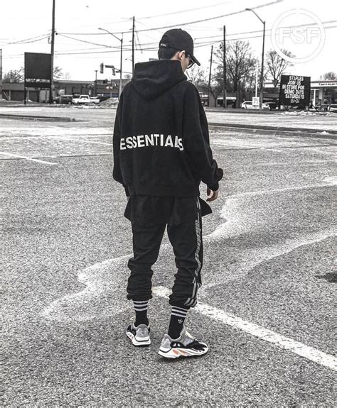 Streetwear | Sports/Hype 🇬🇧 on Instagram: “🔥 Rate his fit 1 👎🏾 - 10 👍🏾 ...