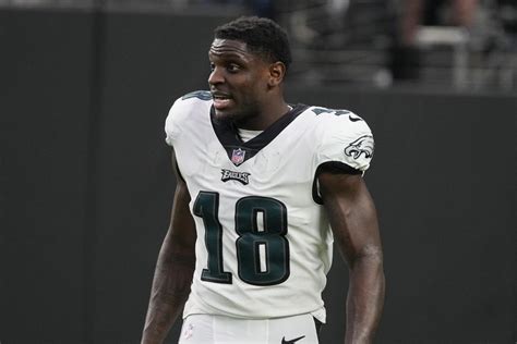 Update: Eagles’ Jalen Reagor carted off after ankle injury - Iggles.com ...