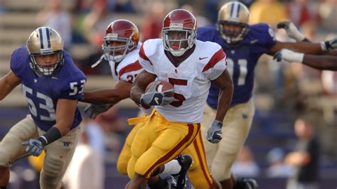 Reggie Bush's Heisman Trophy from 2005 will be returned to ex-USC star