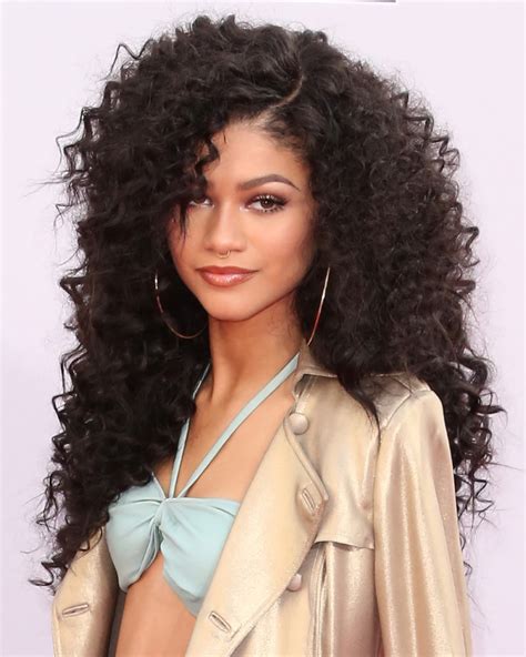 Zendaya's Hair: 23 Amazing Styles From Long to Short