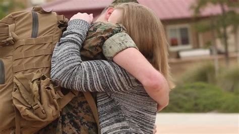 The most emotional soldiers coming home- surprise military homecomings 2021 Military sur… in ...