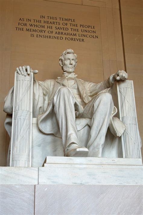 Abraham Lincoln Statue in the Lincoln Memorial Editorial Photography ...