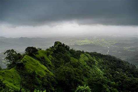 The Epic Monsoon Season in India: All You Need to Know