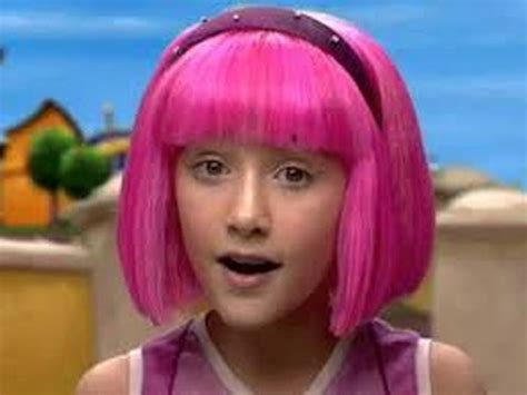 gogogogogogogogogo get em lazy town - YouTube