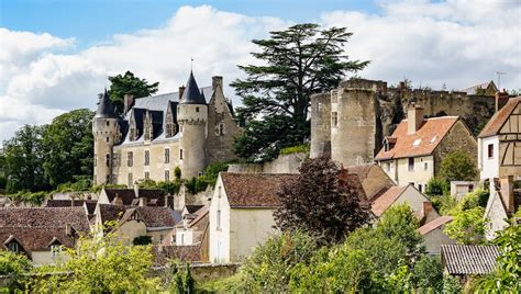 Une aventure à pied et en auto à la découverte de notre Touraine - ici