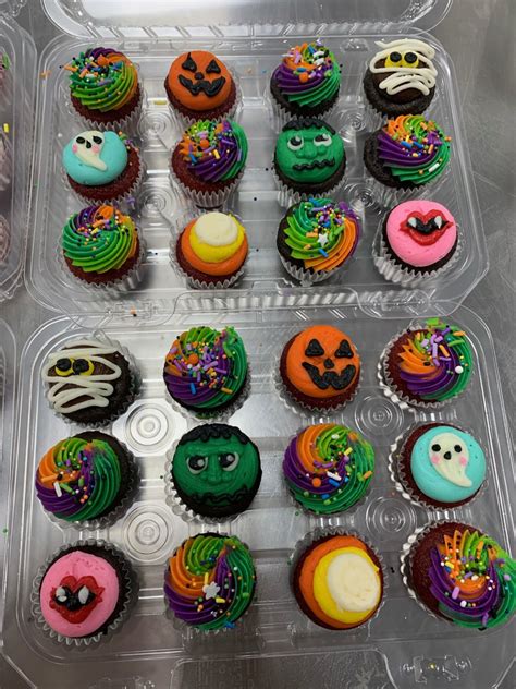 Halloween Mini Cupcakes - Hayley Cakes and Cookies Hayley Cakes and Cookies