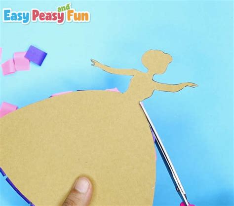Pretty Dress Princess Craft - Easy Peasy and Fun