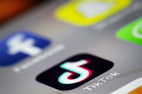 TikTok : 4 choses à savoir sur l'application phénomène