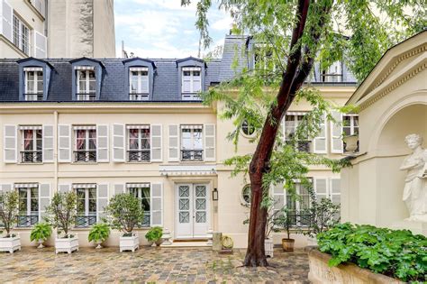 Elegant Townhouse In The Coveted 7th Arrondissement in PARIS, France ...