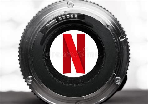 Netflix logo editorial stock photo. Image of mobile - 295963843