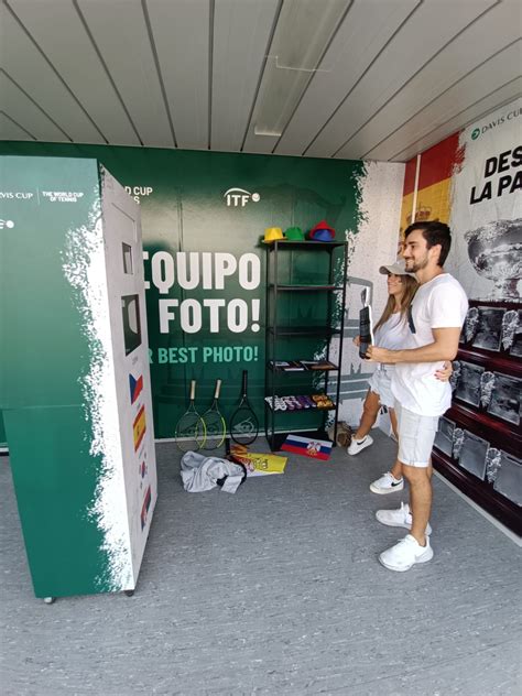 Photomaton: La Diversión Instantánea para tu evento corporativo