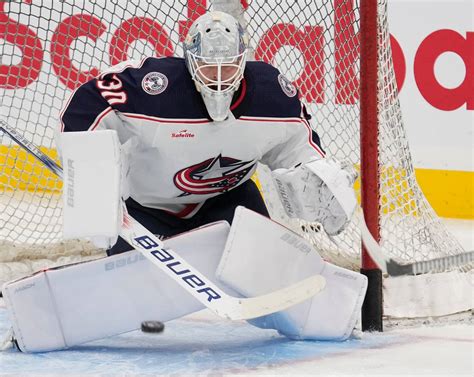 Seeking depth in the crease, Carolina Hurricanes claim goalie off ...