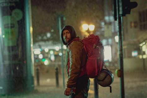 Sleeping Dog – Review | Netflix Crime Series | Heaven of Horror