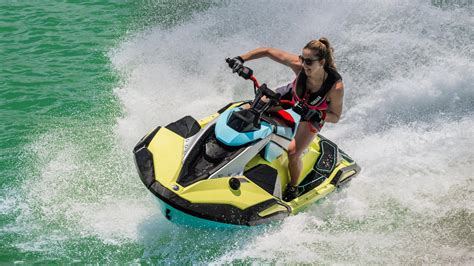 Tune in, Blast off Nieuwe 2025 WaveRunner modellen - Torenvliet