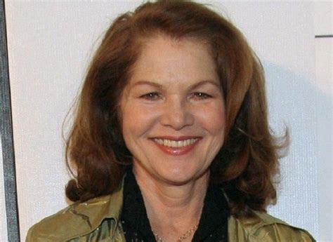 Lois Chiles Bio, Wiki, Net Worth, Married, Husband & Age