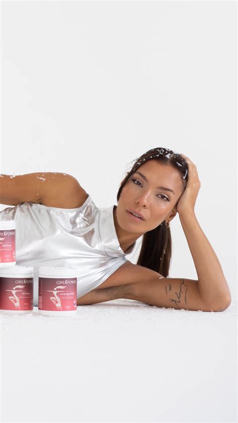 @girlpowersupplements | Un nouveau must-have en approche…👀 Tout sera ...