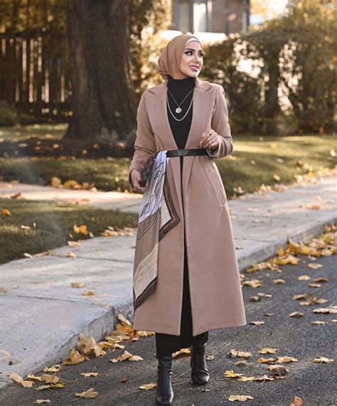 Classy winter coat looks with hijab – Artofit