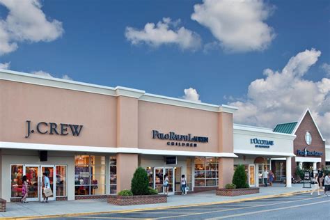 Williamsburg Premium Outlets - Relax Williamsburg