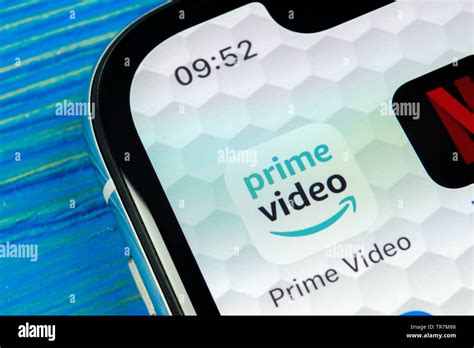 Amazon prime video app icon hi-res stock photography and images - Alamy