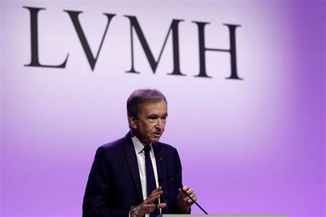 LVMH fait moins bien que ses rivaux au T4, le titre recule
