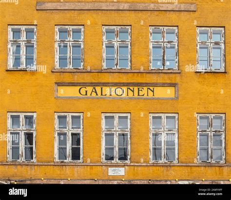 Galionen building detail hi-res stock photography and images - Alamy