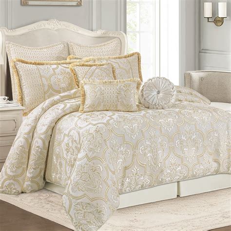 Loom and Mill 9-Piece Comforter Bed in a Bag, Elegant Damask Floral Comforter Sets King Size, All Season Jacquard Bedding Sets with Bed Skirt, Euro Shams and Decorative Pillows(Beige Gold, King)