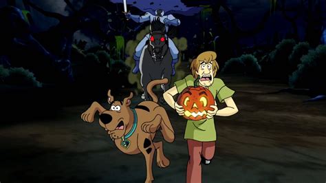 Download Running Scooby Doo And Shaggy Wallpaper | Wallpapers.com