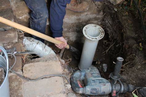 Reasons Why You Need Pipe Replacement – Revolution Pipe Relining