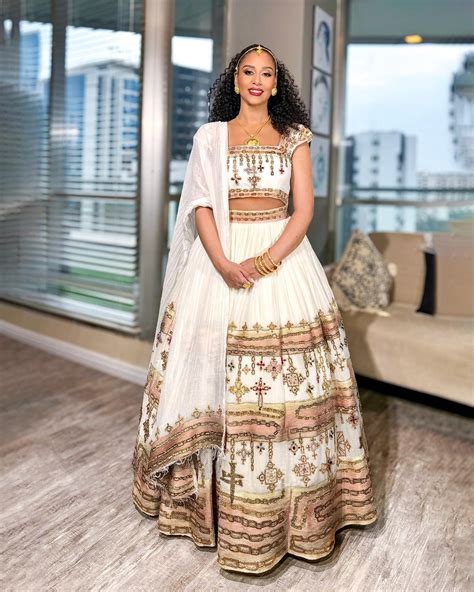 Shimmering Top and Skirt Set Ethiopian Traditional Dress: Wide Cultura ...