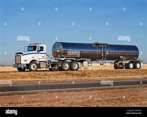 Milk tank truck dairy hi-res stock photography and images - Alamy