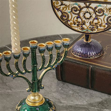 Comment s'appelle le chandelier juif ? - Bougeoir Art Deco