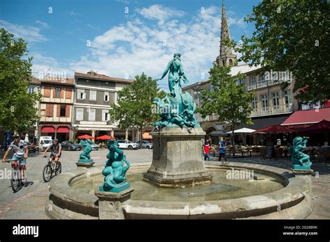 Limoux (south of France): “place de la Republique” square in the town ...